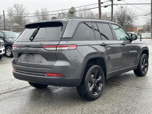 2025 Jeep Grand Cherokee Altitude