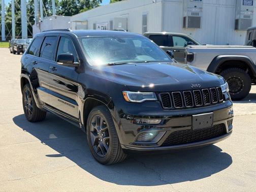 Diamond Black Crystal Pearlcoat 2019 Jeep Grand Cherokee Limited X