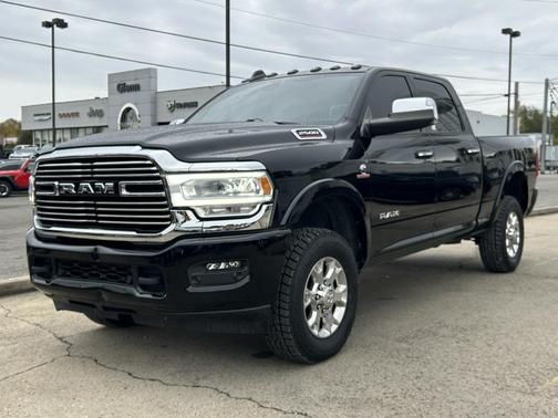 2022 RAM 2500 Laramie Crew Cab 4x4 6'4' Box