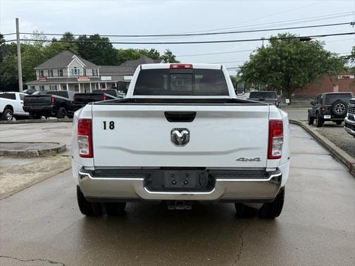 2020 RAM 3500 Tradesman Crew Cab 4x4 8' Box