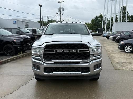 2020 RAM 3500 Tradesman Crew Cab 4x4 8' Box