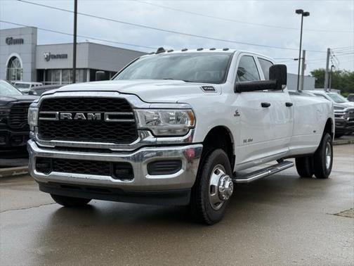2020 RAM 3500 Tradesman Crew Cab 4x4 8' Box