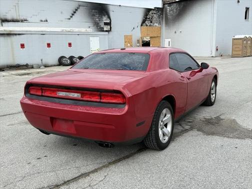 2012 Dodge Challenger SXT