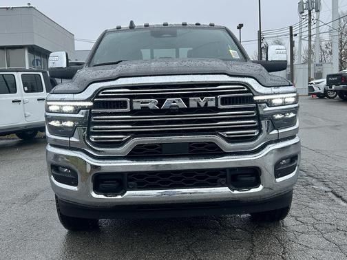 2026 RAM 2500 Laramie Crew Cab 4x4 6'4' Box