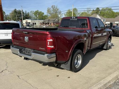2022 RAM 3500 Limited Crew Cab 4x4 8' Box