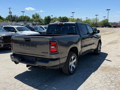 Granite Crystal Metallic Clearcoat 2026 RAM 1500 Express