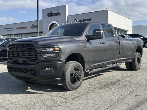 2026 RAM 3500 Tradesman Crew Cab 4x4 8' Box