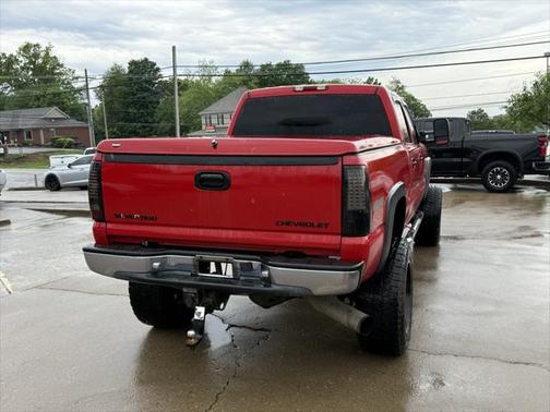 2004 Chevrolet Silverado 2500 LT H/D Crew Cab
