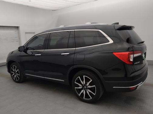 2019 Honda Pilot Touring 8-Passenger