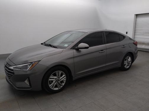 Gray 2020 Hyundai ELANTRA SEL
