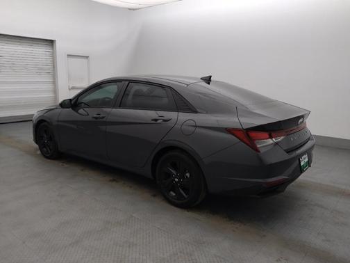 Ecotronic Gray 2023 Hyundai ELANTRA SEL