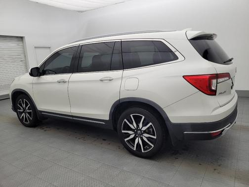 2019 Honda Pilot Touring 8-Passenger