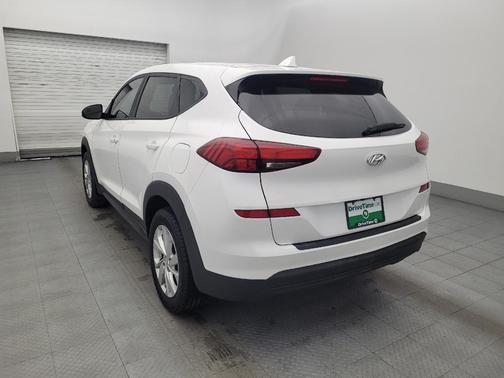 White Pearl 2019 Hyundai TUCSON SE
