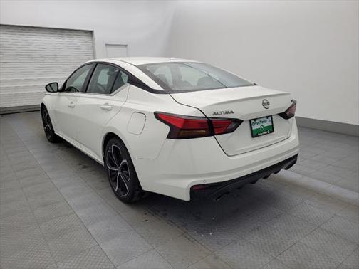 2023 Nissan Altima SR FWD