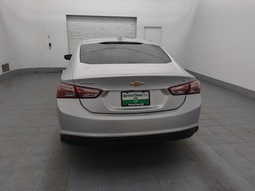 Silver Ice Metallic 2020 Chevrolet Malibu FWD LT