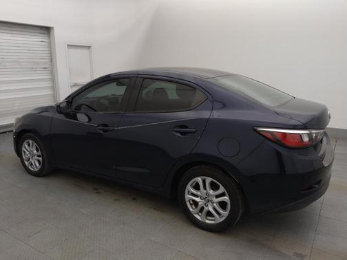 2017 Toyota Yaris iA Base