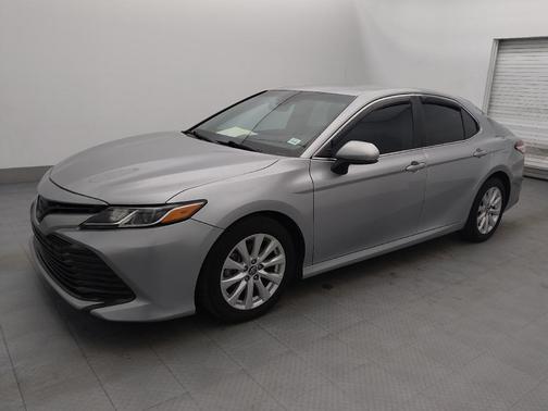 2018 Toyota Camry LE