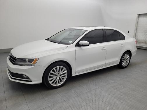 2015 Volkswagen Jetta Auto SE w/Connectivity/Navigation