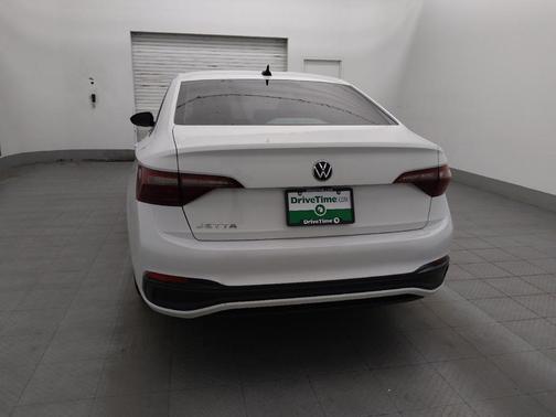 Pure White 2023 Volkswagen Jetta 1.5T Sport