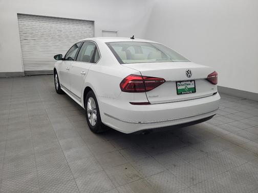 2017 Volkswagen Passat 1.8T S