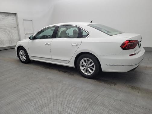 2017 Volkswagen Passat 1.8T S