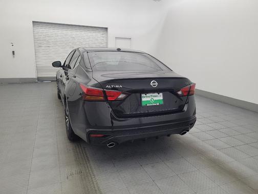 2020 Nissan Altima SR FWD