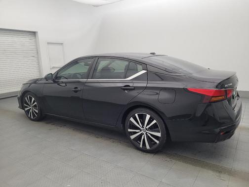 2020 Nissan Altima SR FWD