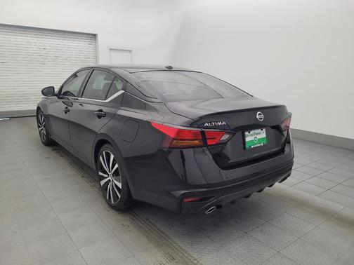 2020 Nissan Altima SR FWD