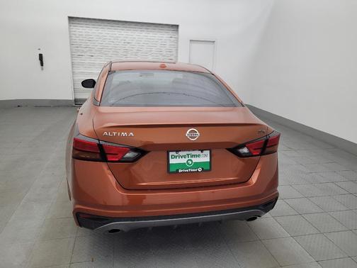 2020 Nissan Altima SR FWD