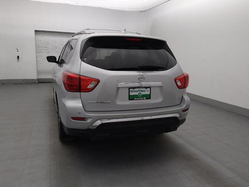 2019 Nissan Pathfinder S