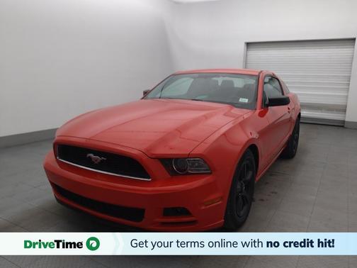 Red 2014 Ford Mustang V6