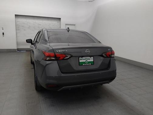 2024 Nissan Versa 1.6 SV