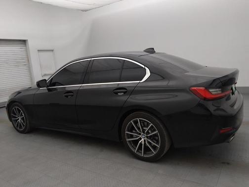 2019 BMW 330 