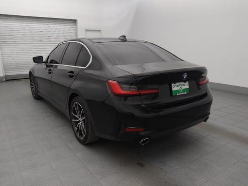 2019 BMW 330 