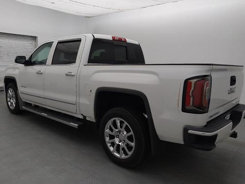 White Frost Tricoat 2018 GMC Sierra 1500 Denali