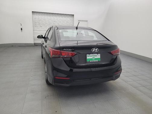 2020 Hyundai Accent SE
