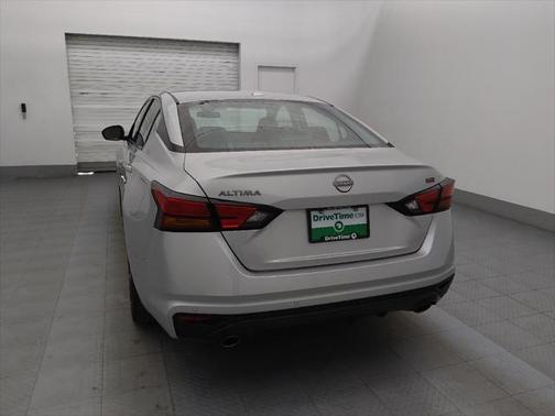 2023 Nissan Altima SR FWD