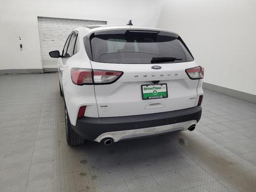 White 2020 Ford Escape SE
