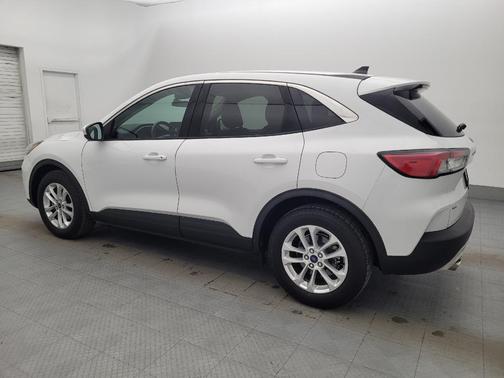 White 2020 Ford Escape SE
