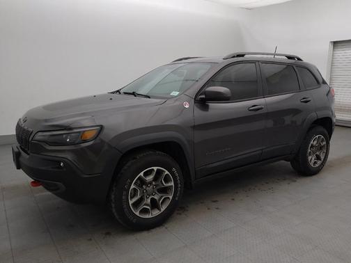 Granite Crystal Metallic Clearcoat 2020 Jeep Cherokee Trailhawk