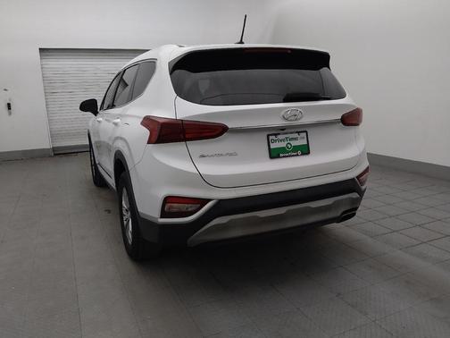 2019 Hyundai SANTA FE SE 2.4