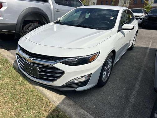 Summit White 2024 Chevrolet Malibu LT