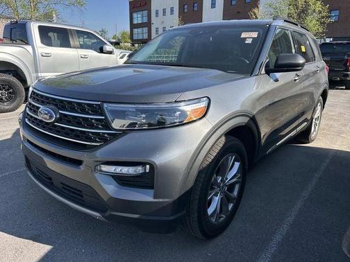 Carbonized Gray Metallic 2022 Ford Explorer XLT