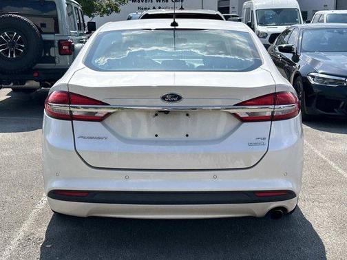 2017 Ford Fusion SE