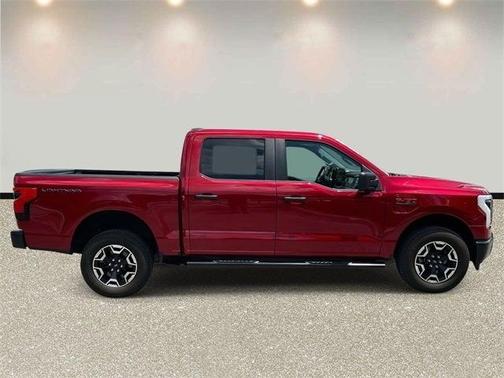 2022 Ford F-150 Lightning Pro