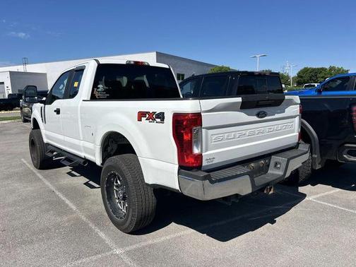 Oxford White 2017 Ford F-250 XL