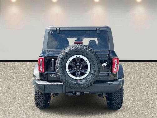 Shadow Black 2026 Ford Bronco Badlands