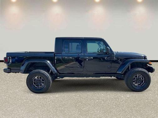 Black Clearcoat 2023 Jeep Gladiator Sport