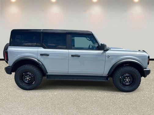 Avalanche 2026 Ford Bronco Outer Banks