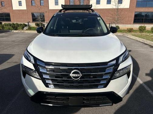 2024 Nissan Rogue Platinum